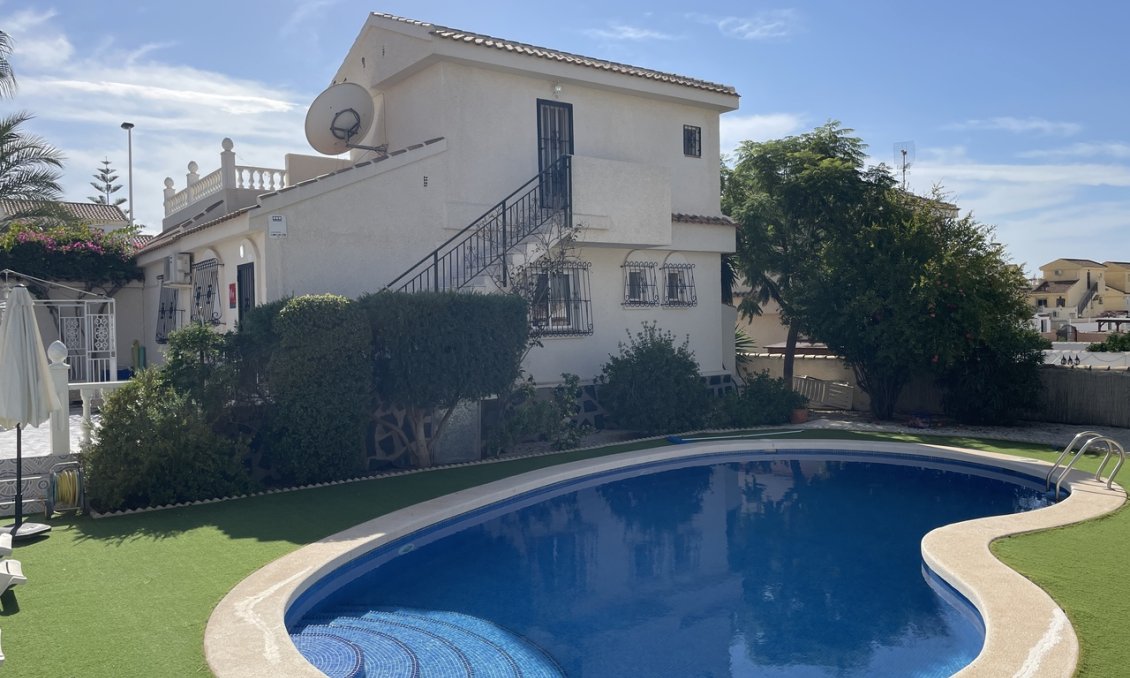 Resale - Villa -
Camposol - Inland