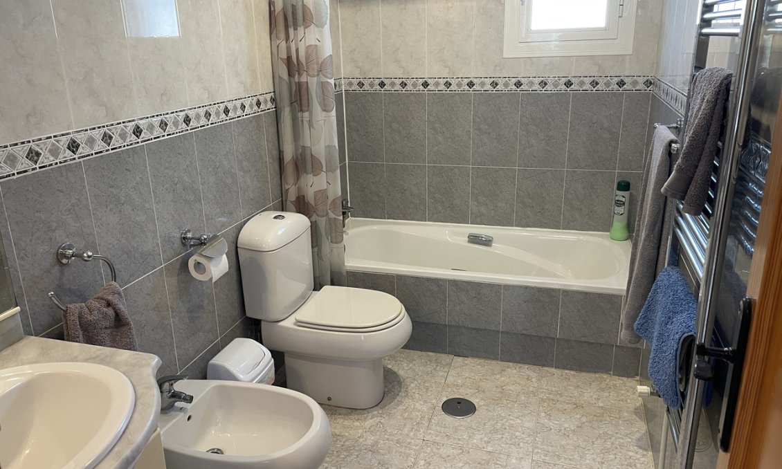 Resale - Villa -
Camposol - Inland