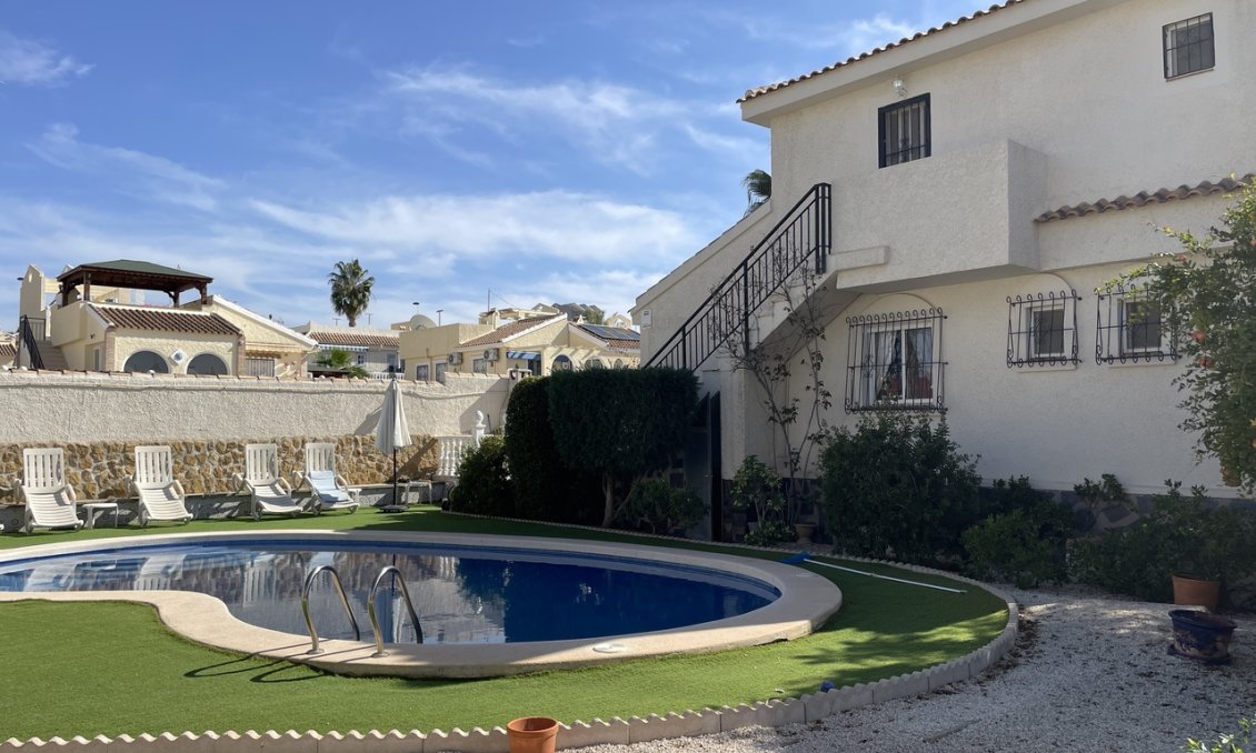 Resale - Villa -
Camposol - Inland