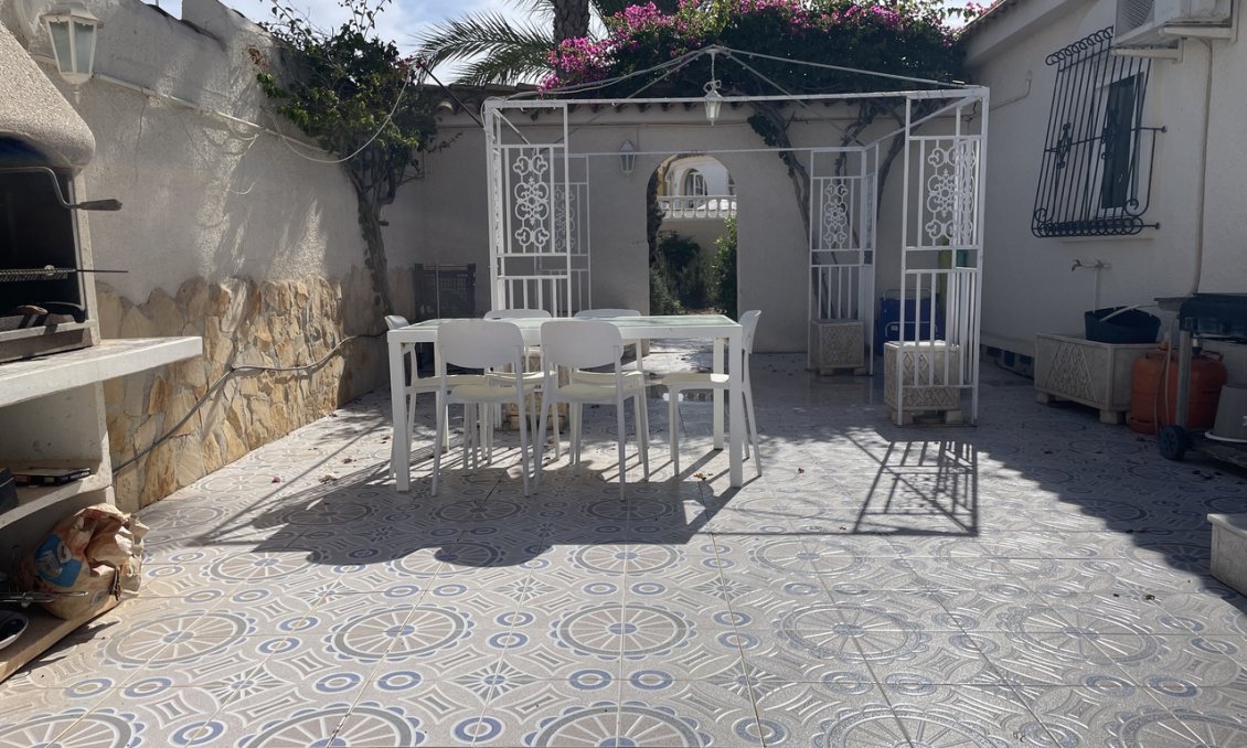 Resale - Villa -
Camposol - Inland