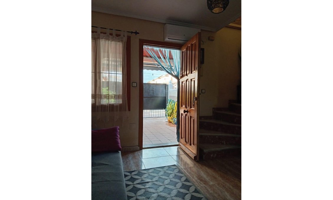 Wiederverkauf - Town House -
Torrevieja - Costa Blanca