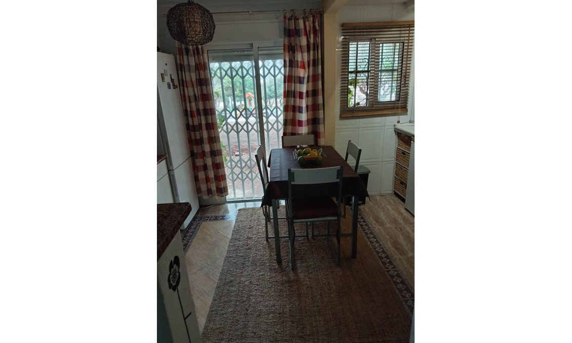 Wiederverkauf - Town House -
Torrevieja - Costa Blanca