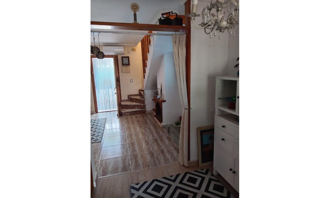 Wiederverkauf - Town House -
Torrevieja - Costa Blanca