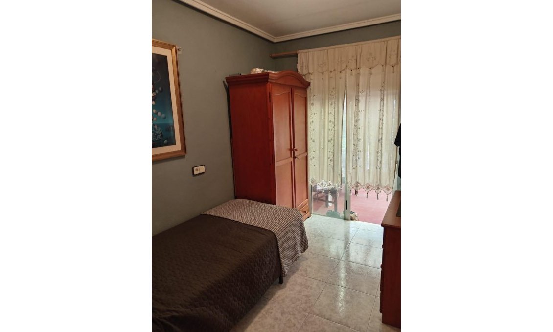 Wiederverkauf - Town House -
Torrevieja - Costa Blanca