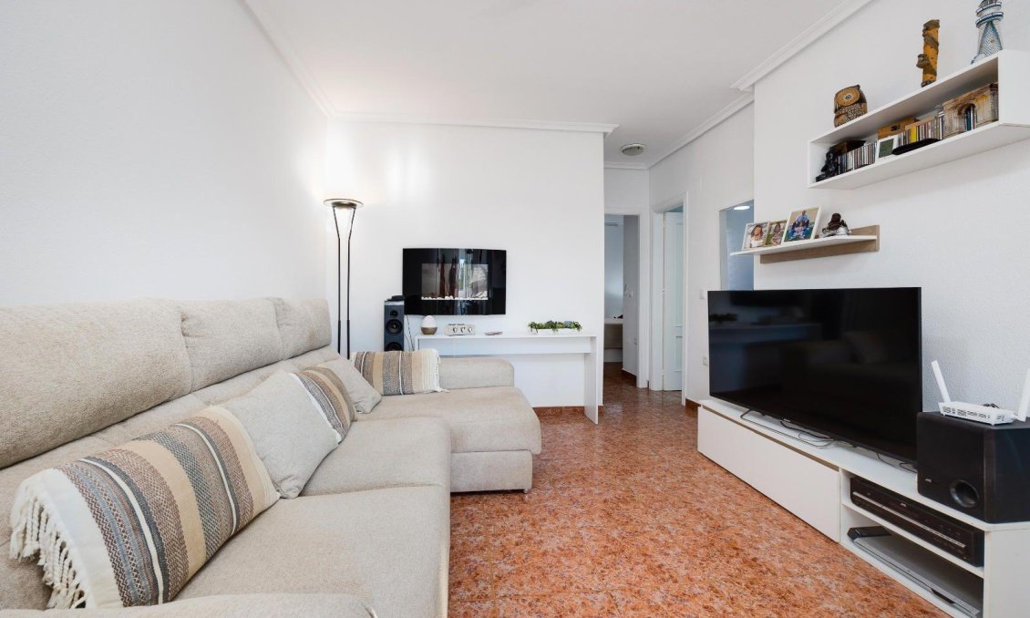 Resale - Bungalow -
Orihuela Costa - Los Altos