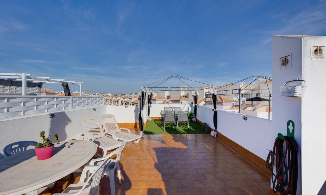 Resale - Bungalow -
Orihuela Costa - Los Altos