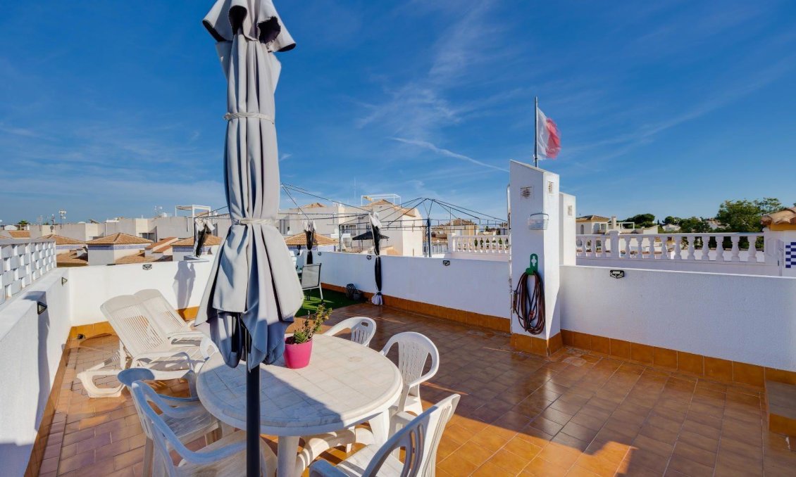 Resale - Bungalow -
Orihuela Costa - Los Altos