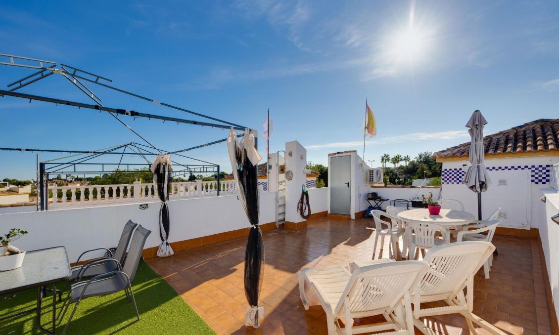 Resale - Bungalow -
Orihuela Costa - Los Altos