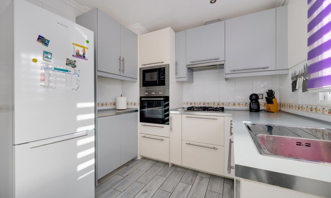 Resale - Penthouse -
Almoradí - Parque De La U