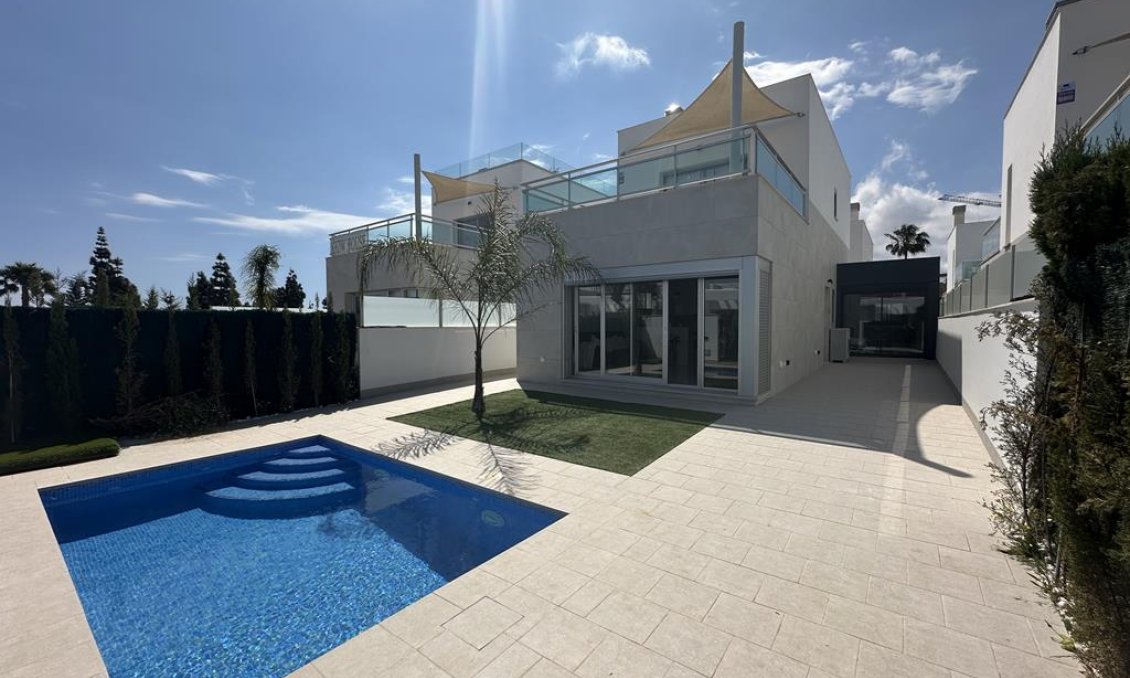 Resale - Villa -
La Serena Golf - Costa Calida