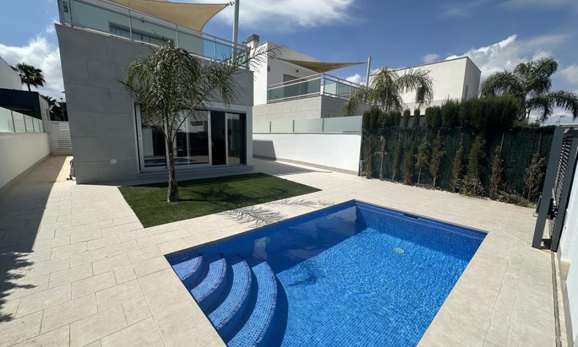 Resale - Villa -
La Serena Golf - Costa Calida