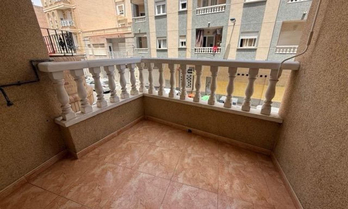 Wiederverkauf - Wohnung -
Torrevieja - Playa del Cura