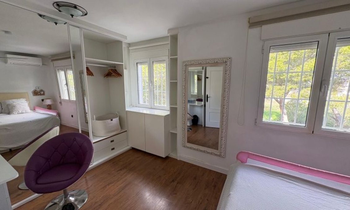 Revânzare - Vilă -
Orihuela Costa - Costa Blanca