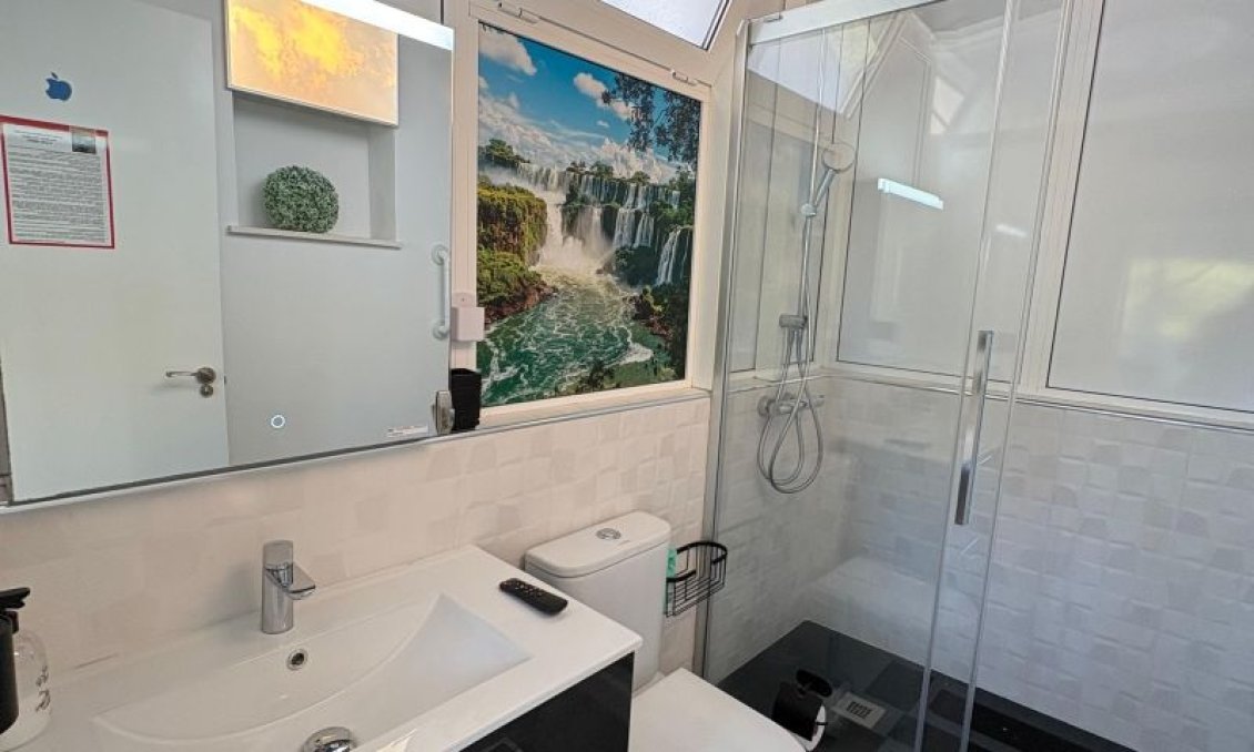 Revânzare - Vilă -
Orihuela Costa - Costa Blanca