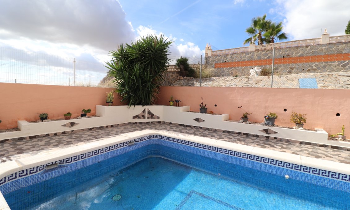 Resale - Villa -
Fortuna - Inland