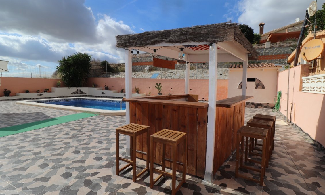 Resale - Villa -
Fortuna - Inland