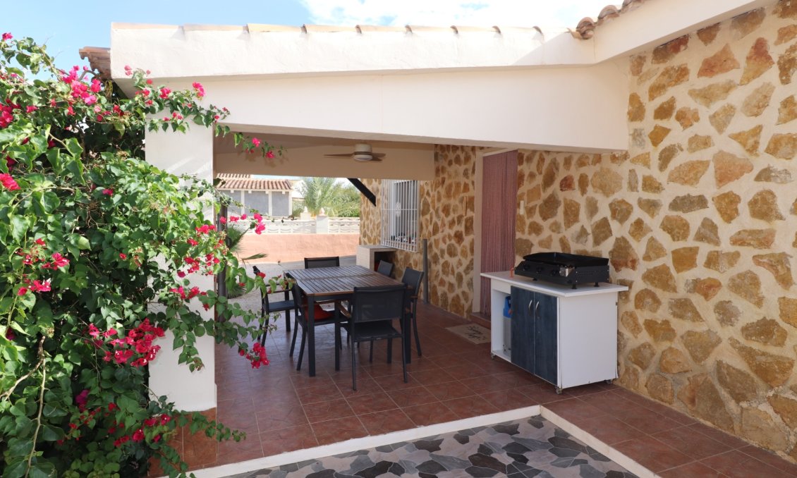 Resale - Villa -
Fortuna - Inland