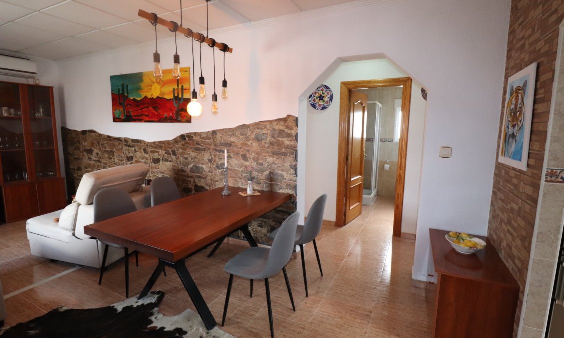 Resale - Villa -
Fortuna - Inland