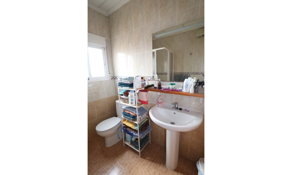 Resale - Villa -
Fortuna - Inland