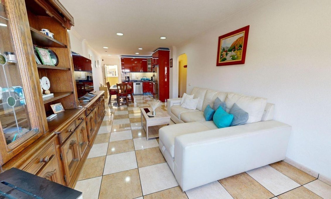 Resale - Apartment -
Torrevieja - Puerto Deportivo