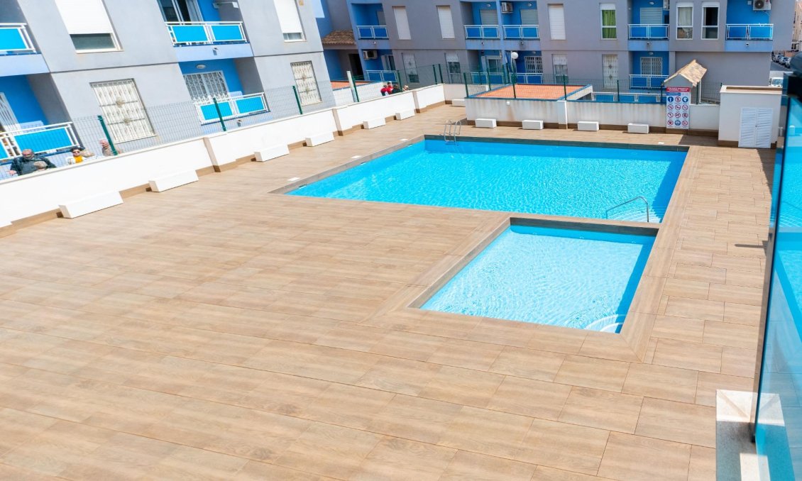 Resale - Apartment -
Torrevieja - Estacion De Autobuses