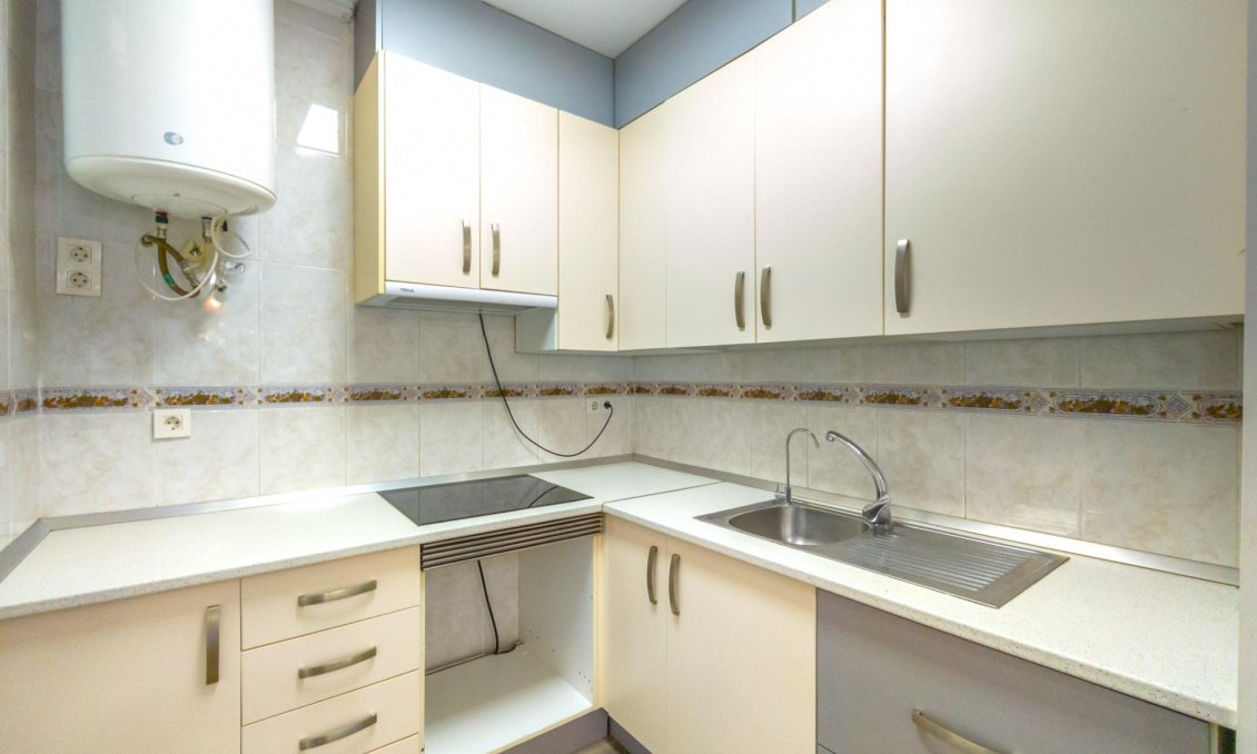 Wiederverkauf - Wohnung -
Torrevieja