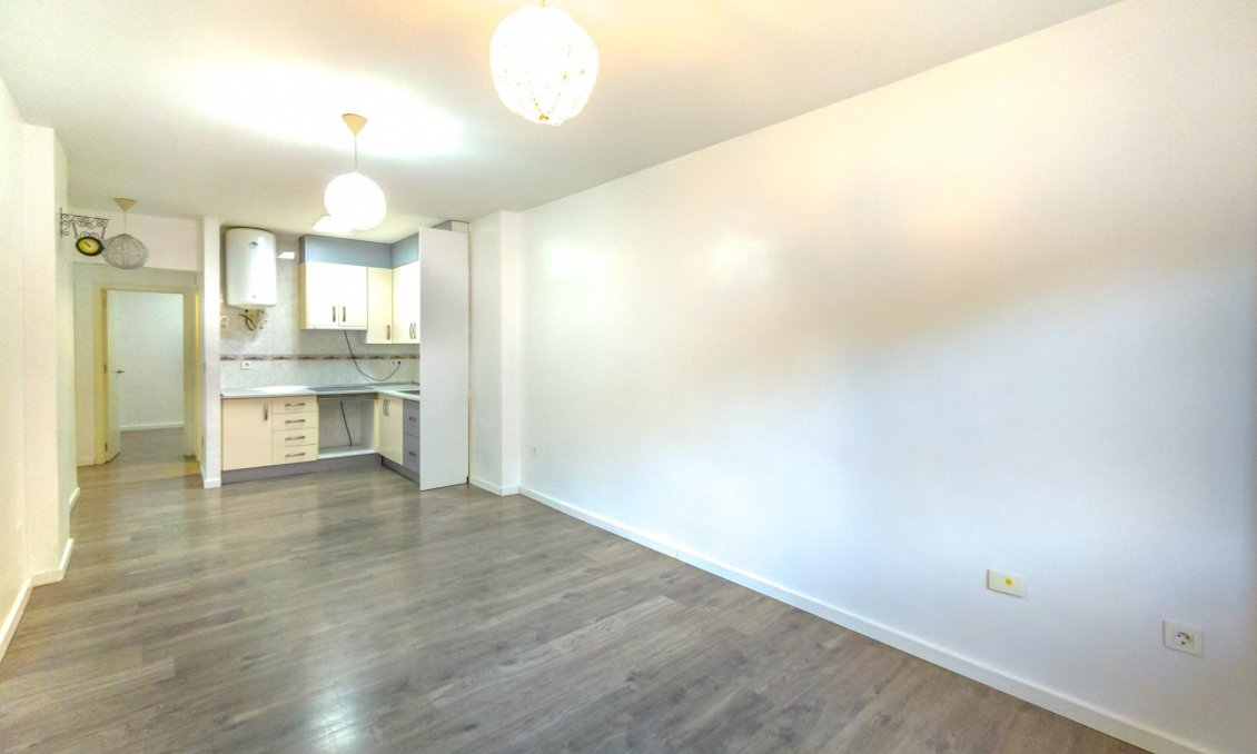 Wiederverkauf - Wohnung -
Torrevieja