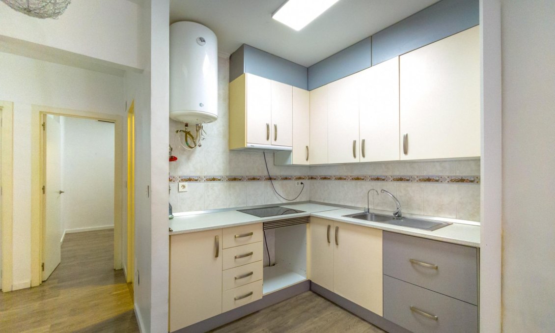 Wiederverkauf - Wohnung -
Torrevieja