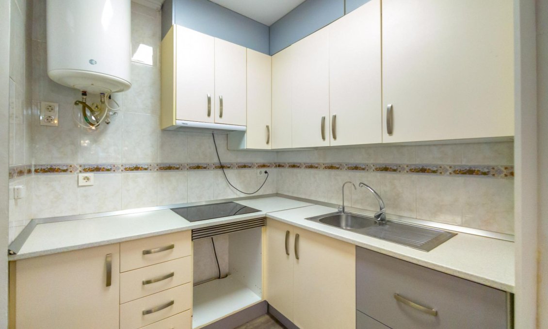 Wiederverkauf - Wohnung -
Torrevieja