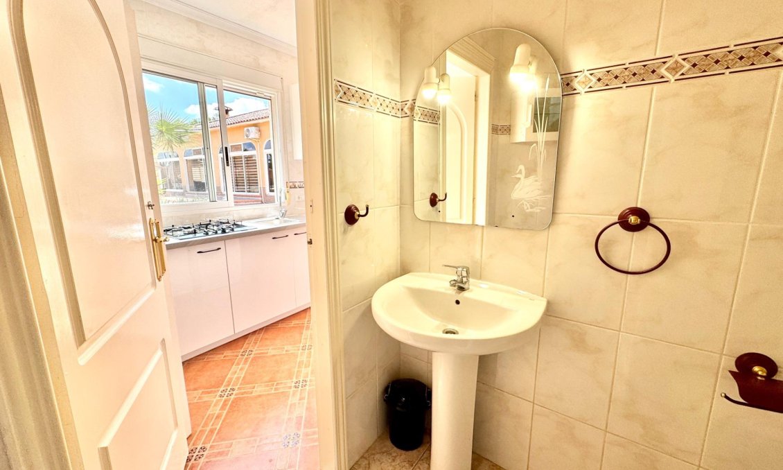 Resale - Villa -
Dolores - Cmno. Escorredor