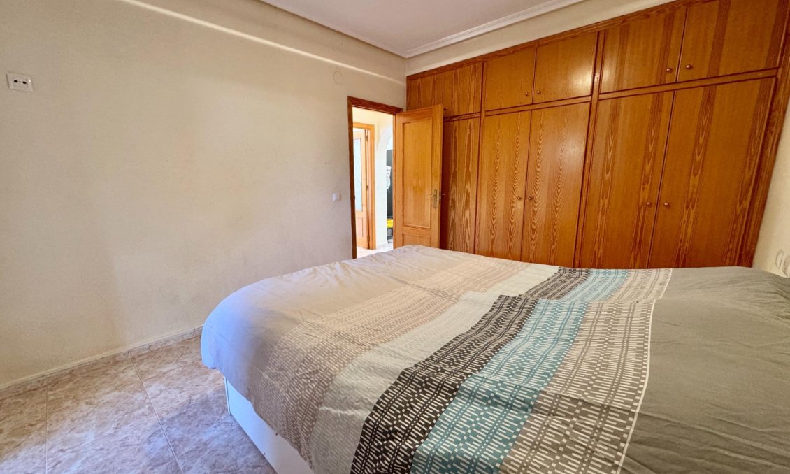 Resale - Villa -
Dolores - Cmno. Escorredor