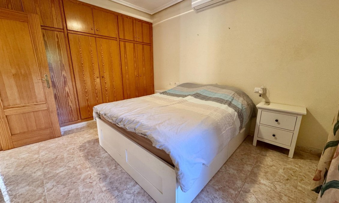 Resale - Villa -
Dolores - Cmno. Escorredor