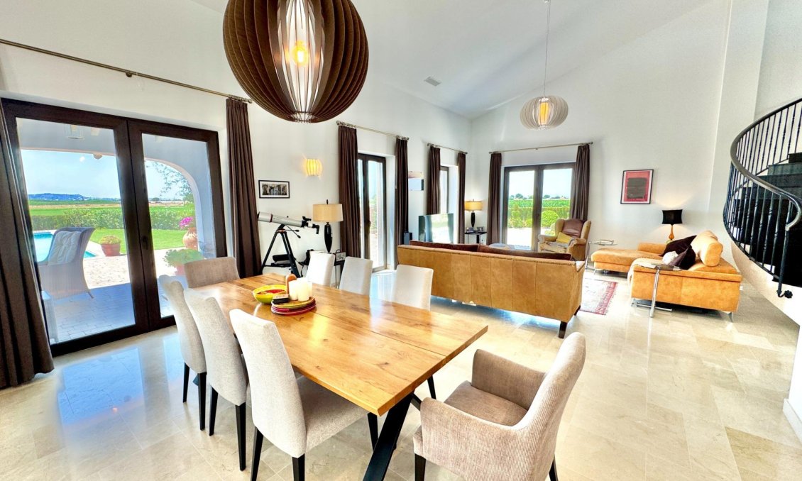 Wiederverkauf - Villa -
Dolores - Comunidad Valenciana