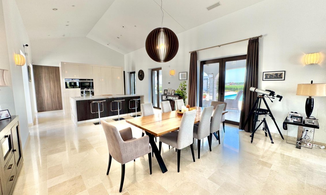 Wiederverkauf - Villa -
Dolores - Comunidad Valenciana