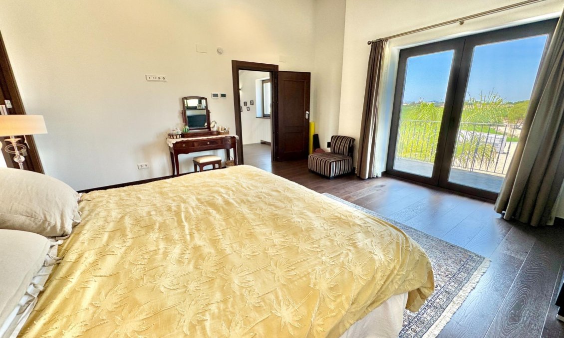 Wiederverkauf - Villa -
Dolores - Comunidad Valenciana