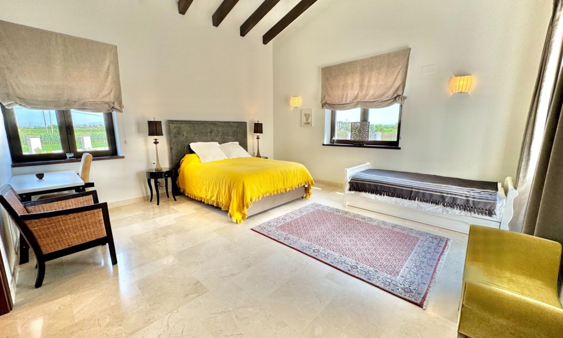 Wiederverkauf - Villa -
Dolores - Comunidad Valenciana