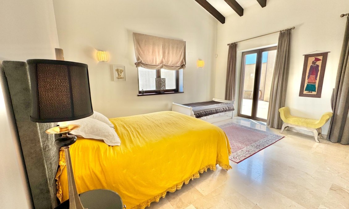 Wiederverkauf - Villa -
Dolores - Comunidad Valenciana