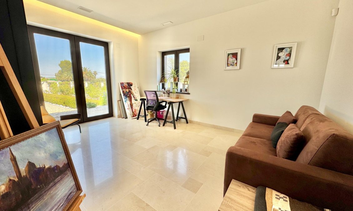 Wiederverkauf - Villa -
Dolores - Comunidad Valenciana