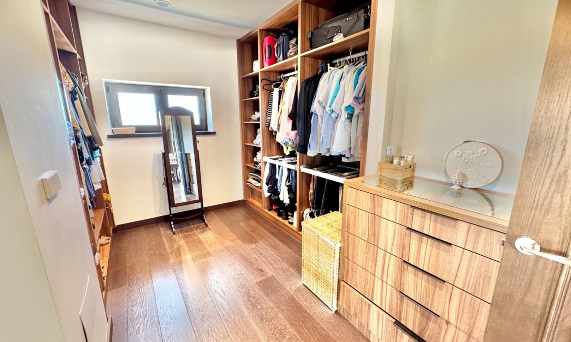 Wiederverkauf - Villa -
Dolores - Comunidad Valenciana