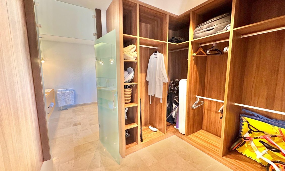 Wiederverkauf - Villa -
Dolores - Comunidad Valenciana