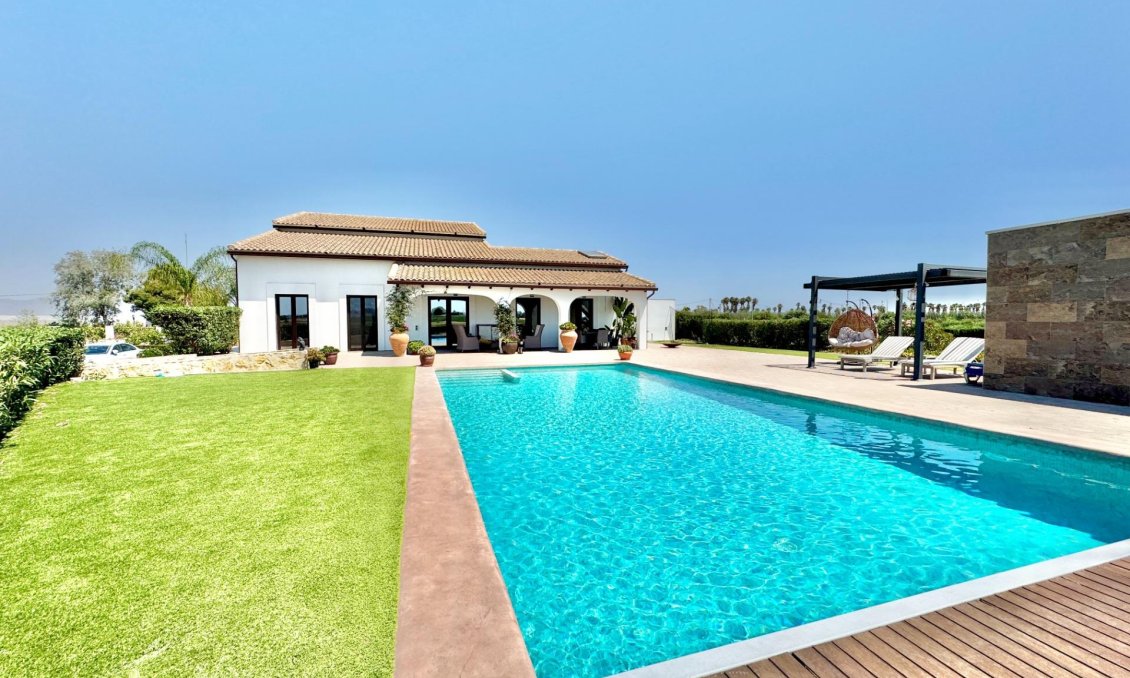 Wiederverkauf - Villa -
Dolores - Comunidad Valenciana