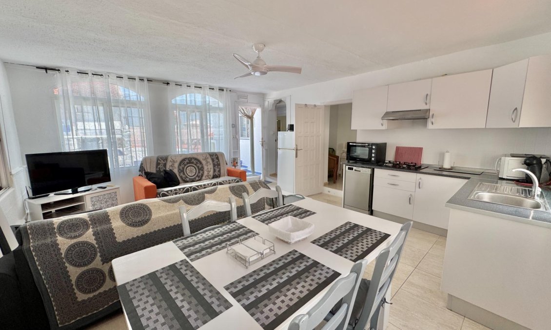 Wiederverkauf - Villa -
Dolores - Comunidad Valenciana