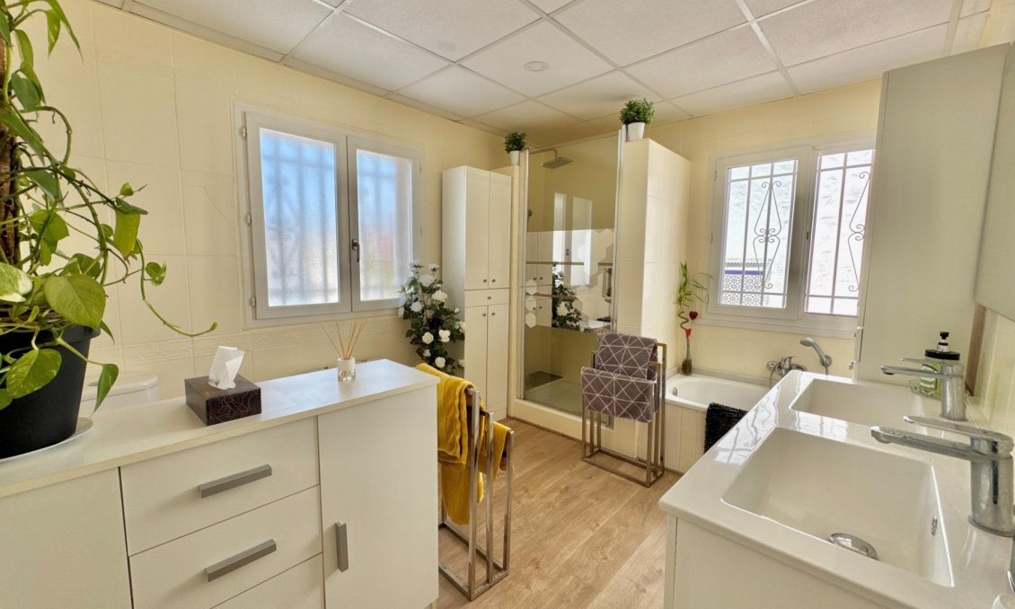 Wiederverkauf - Villa -
Dolores - Comunidad Valenciana