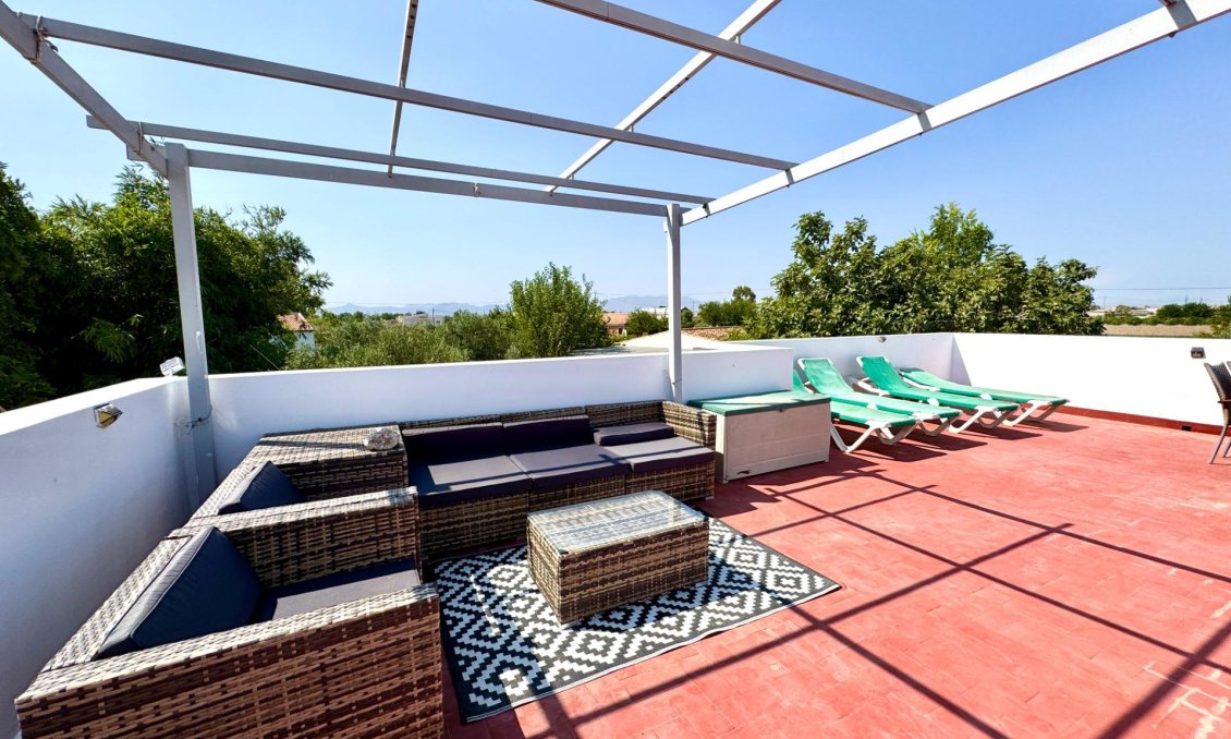 Wiederverkauf - Villa -
Dolores - Comunidad Valenciana