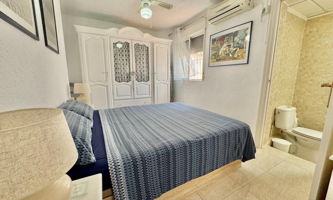 Wiederverkauf - Villa -
Dolores - Comunidad Valenciana