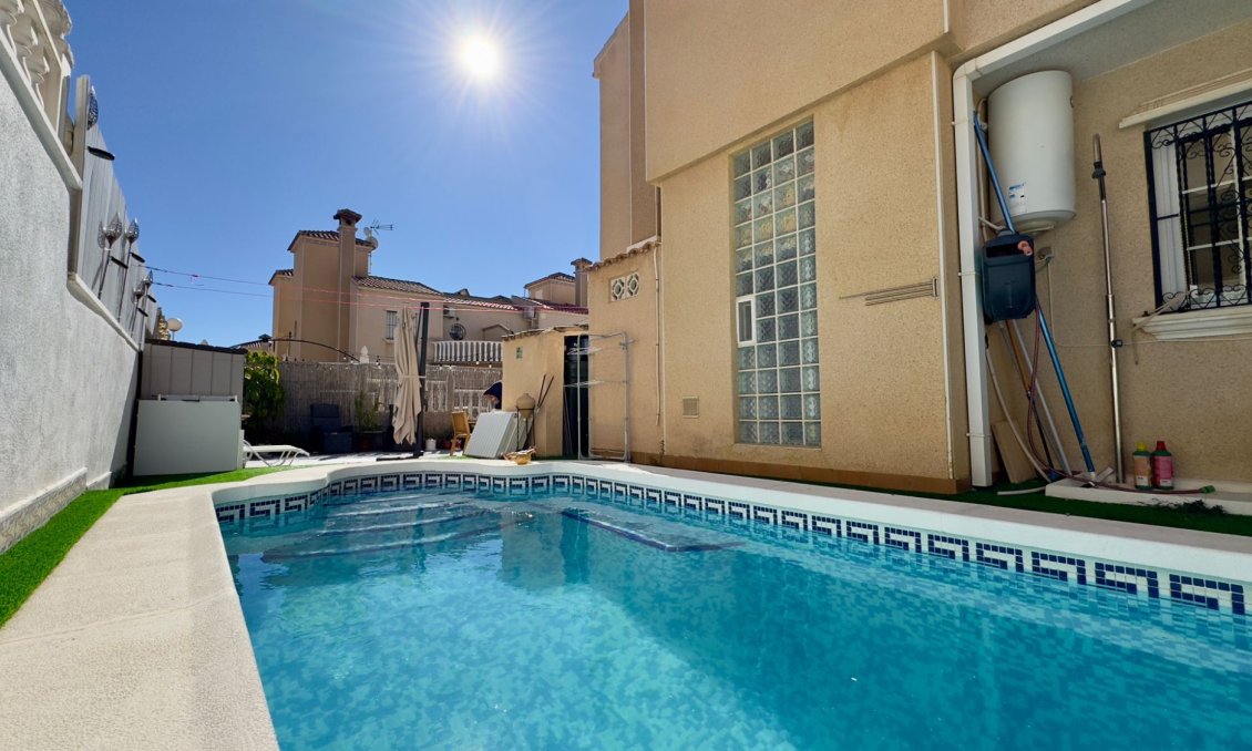 Revânzare - Vilă -
Orihuela Costa - Costa Blanca