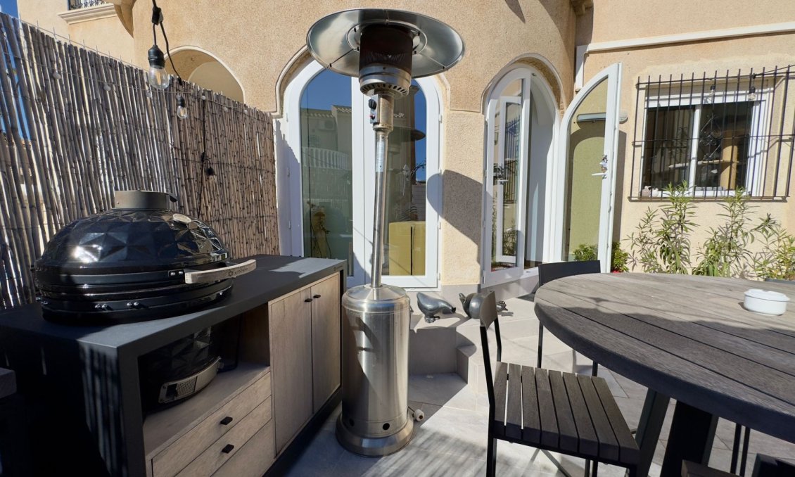 Revânzare - Vilă -
Orihuela Costa - Costa Blanca