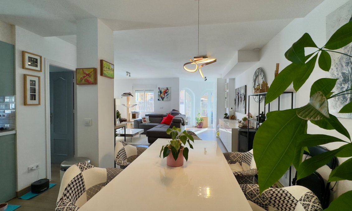 Revânzare - Vilă -
Orihuela Costa - Costa Blanca