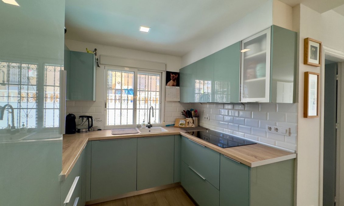 Revânzare - Vilă -
Orihuela Costa - Costa Blanca