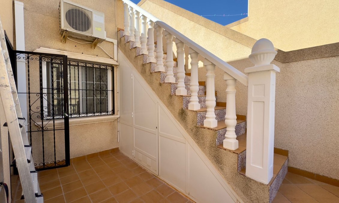 Revânzare - Vilă -
Orihuela Costa - Costa Blanca